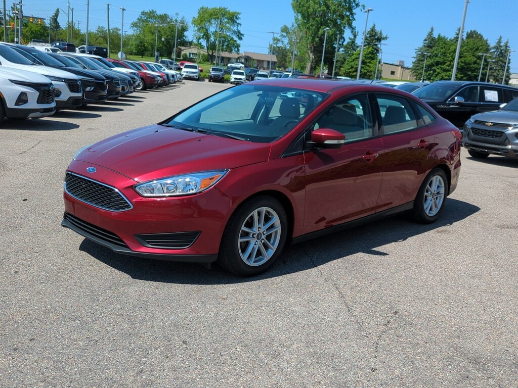 Used 2016 Ford Focus SE Sedan