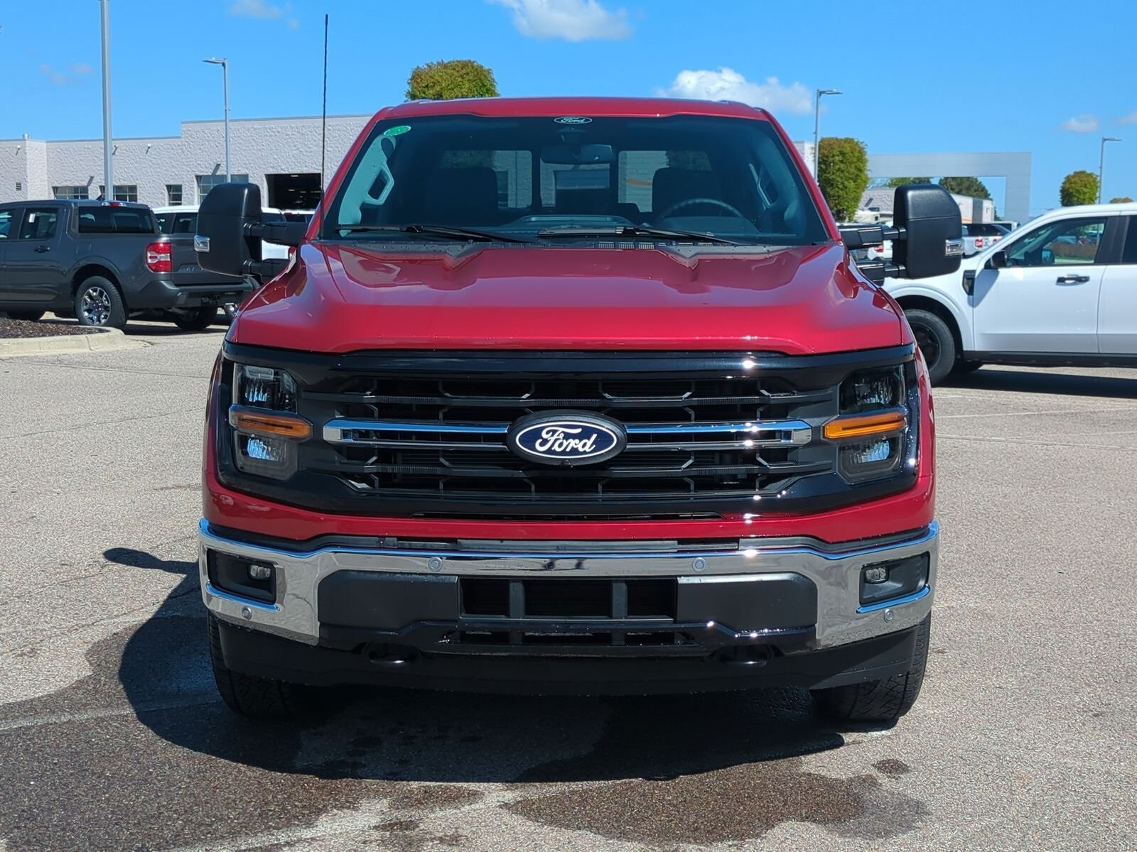 2025 Ford F-150 XLT photo 3