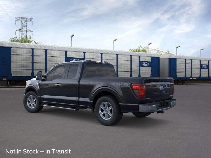 2025 Ford F-150 XLT photo 4