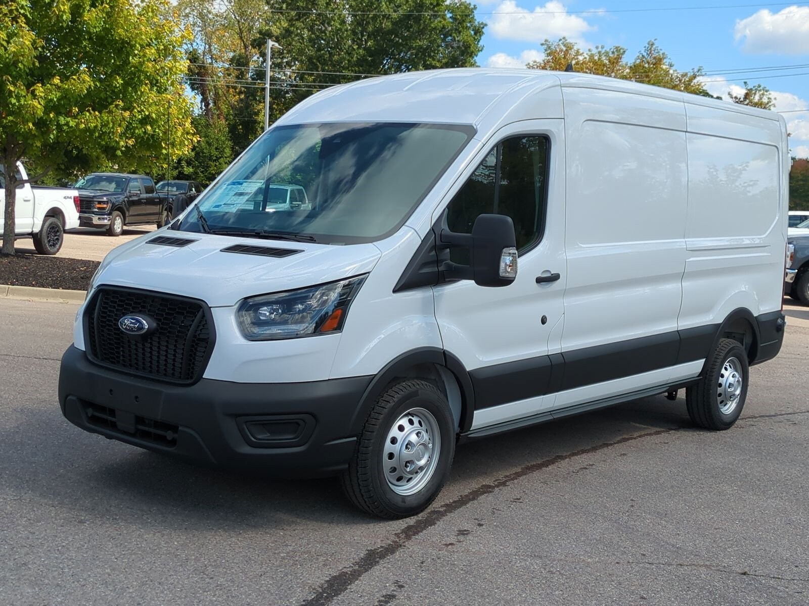 2025 Ford Transit photo 3