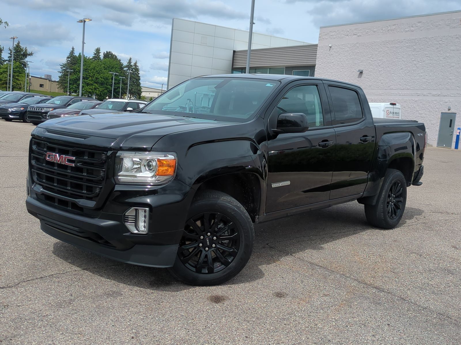 2022 GMC Canyon 4WD Elevation Crew Cab Short Box's photo