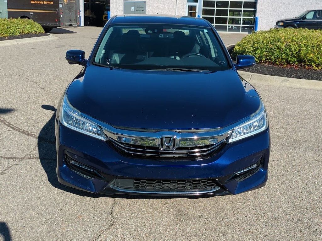 Used 2017 Honda Accord Hybrid Touring Sedan