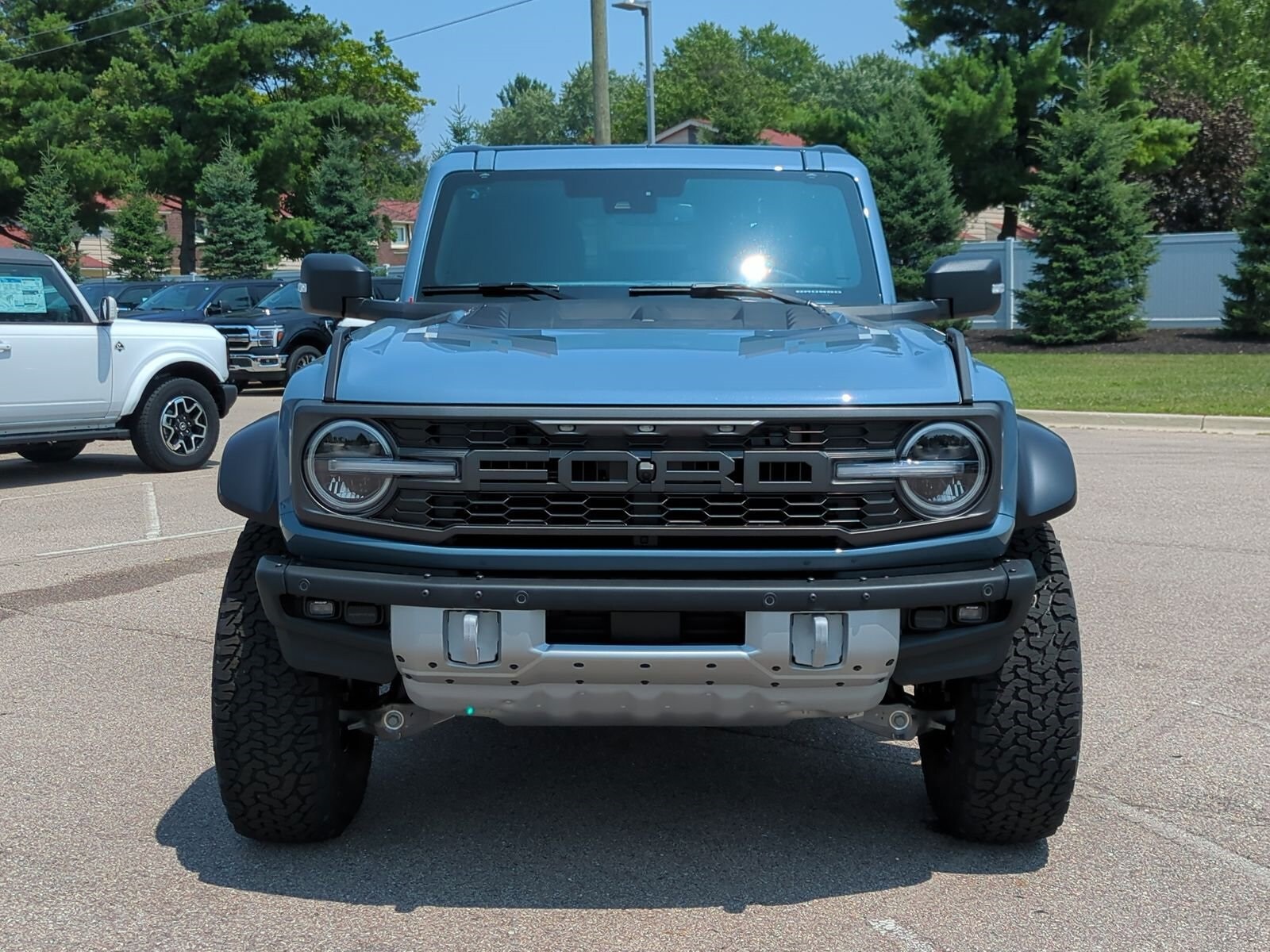 2025 Ford Bronco Raptor photo 3