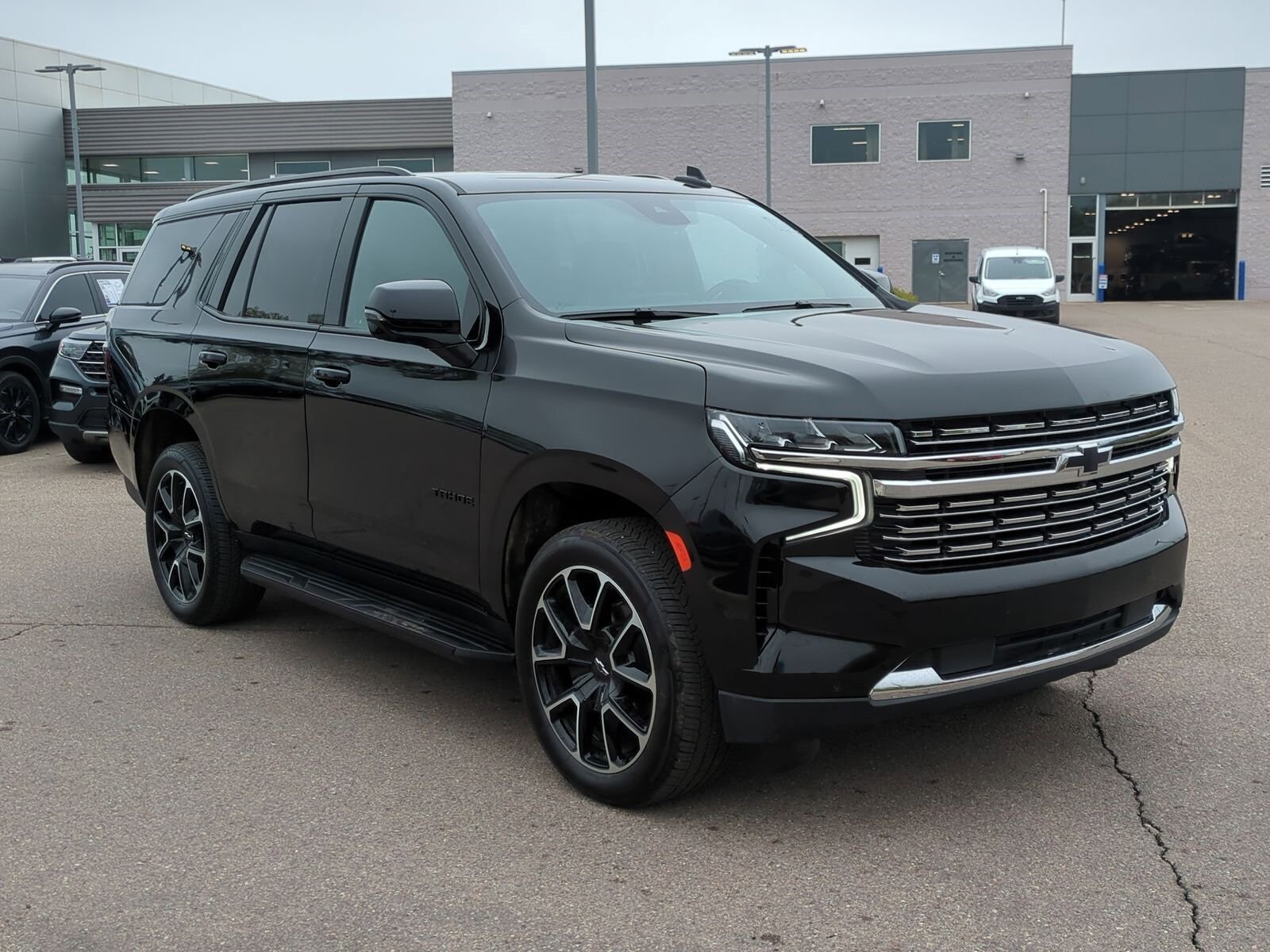 2024 Chevrolet Tahoe RST photo 2