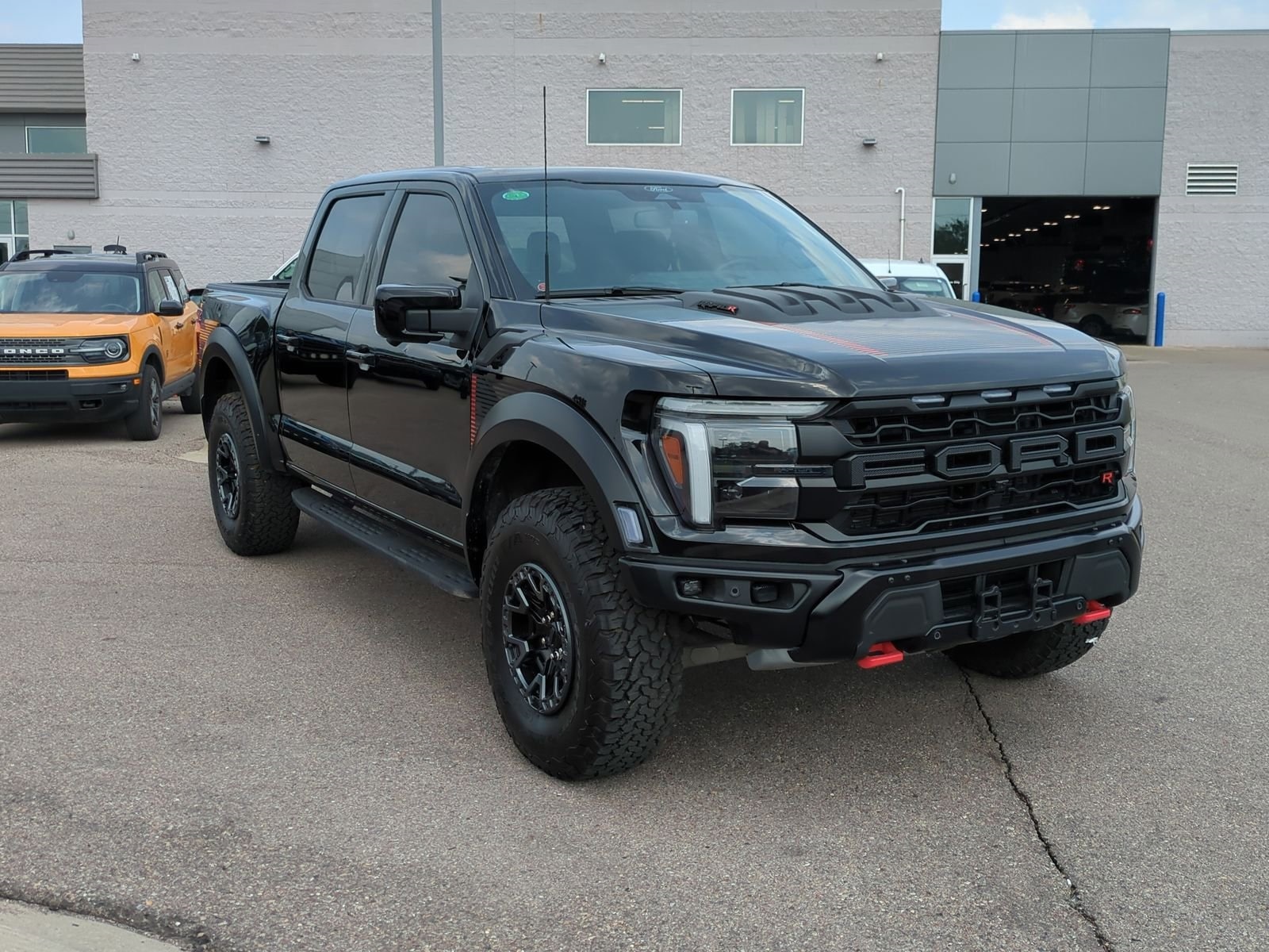 Used 2024 Ford F-150 Raptor with VIN 1FTFW1RJ4RFA24788 for sale in Waterford, MI