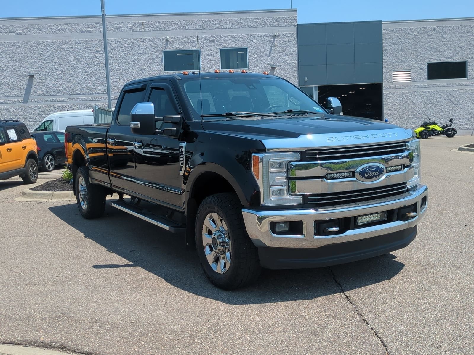 Used 2018 Ford F-350 Super Duty Lariat with VIN 1FT8W3BT3JEB45211 for sale in Waterford, MI