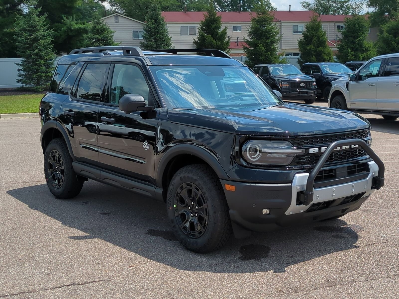 2025 Ford Bronco Sport Outer Banks photo 2