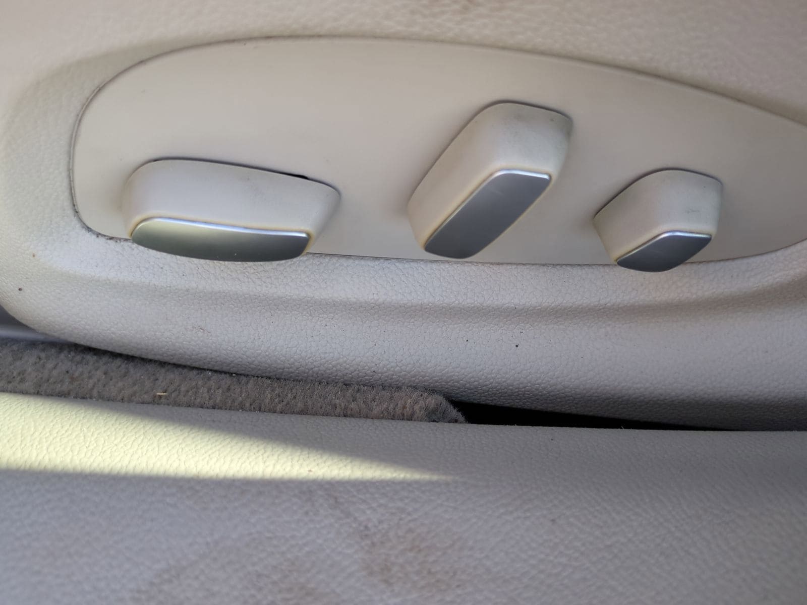 2013 Cadillac XTS Premium Collection - Photo 17