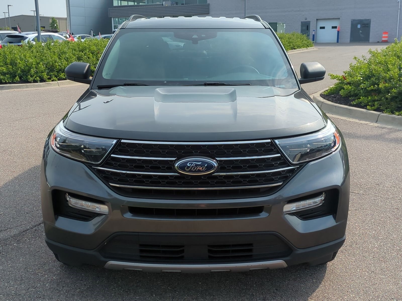 2020 Ford Explorer XLT photo 3