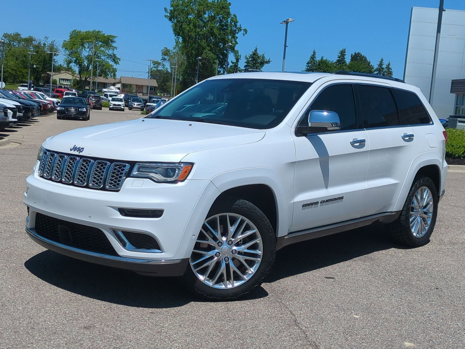 2018 Jeep Grand Cherokee Summit 4WD's photo