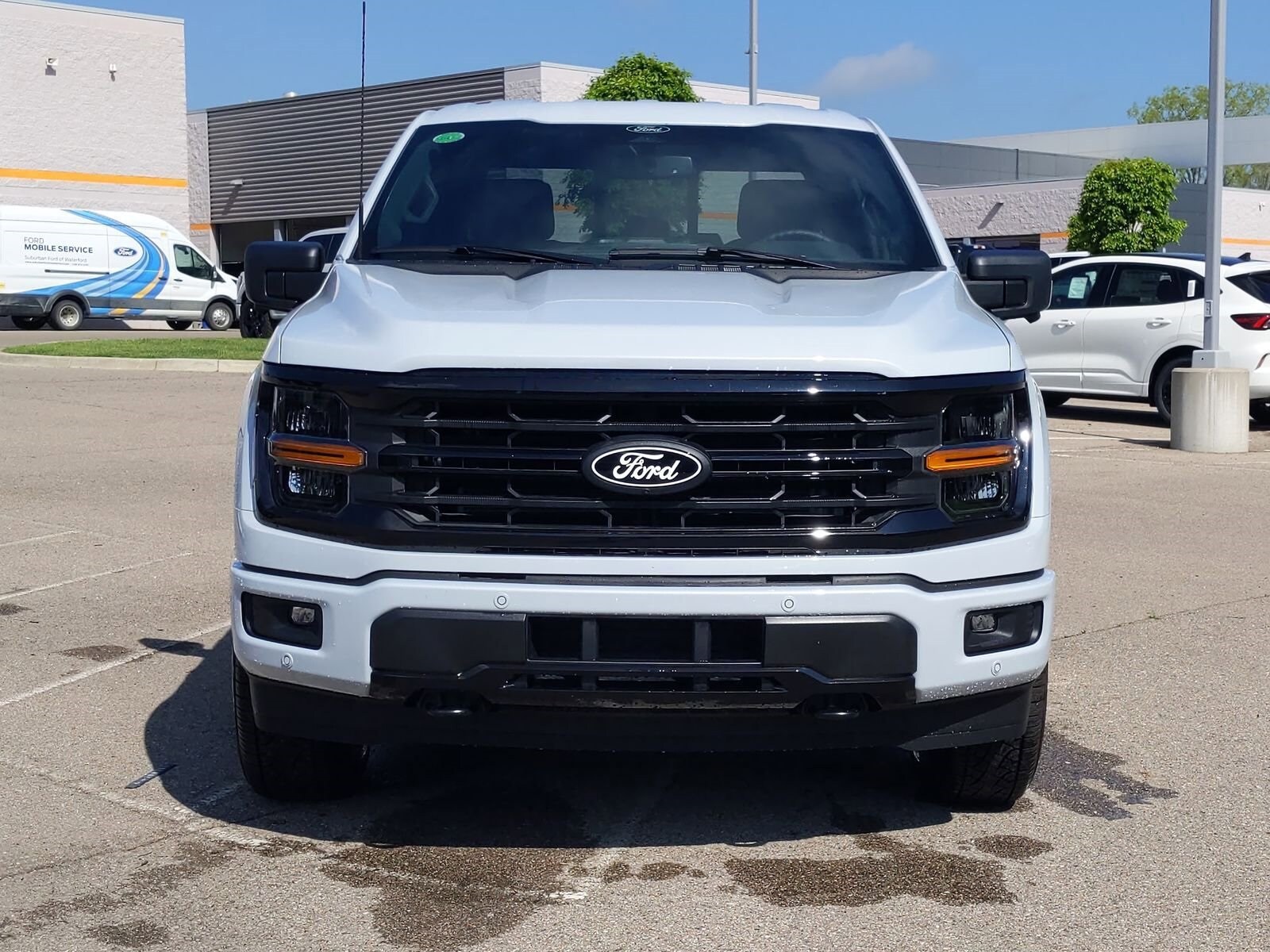 2025 Ford F-150 XLT photo 3