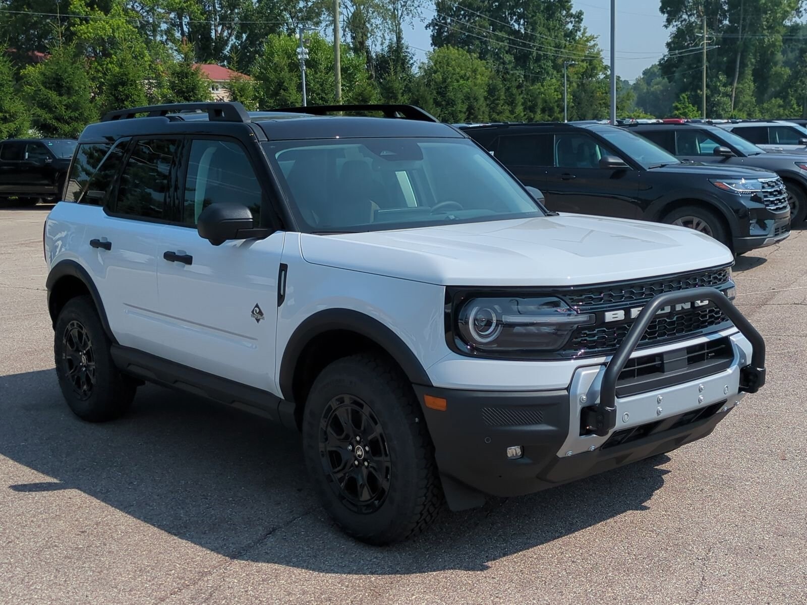 2025 Ford Bronco Sport Outer Banks photo 2
