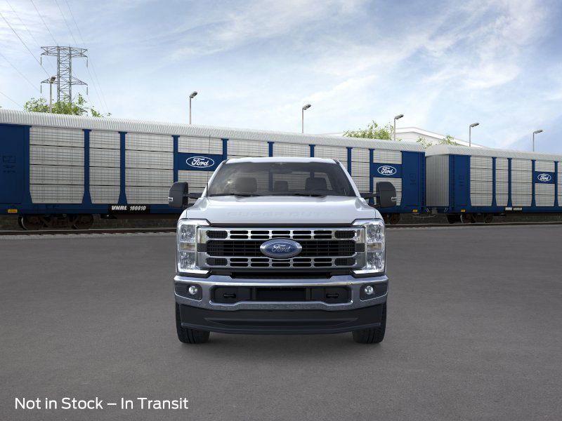 2026 Ford F-350 Super Duty XLT - Photo 6