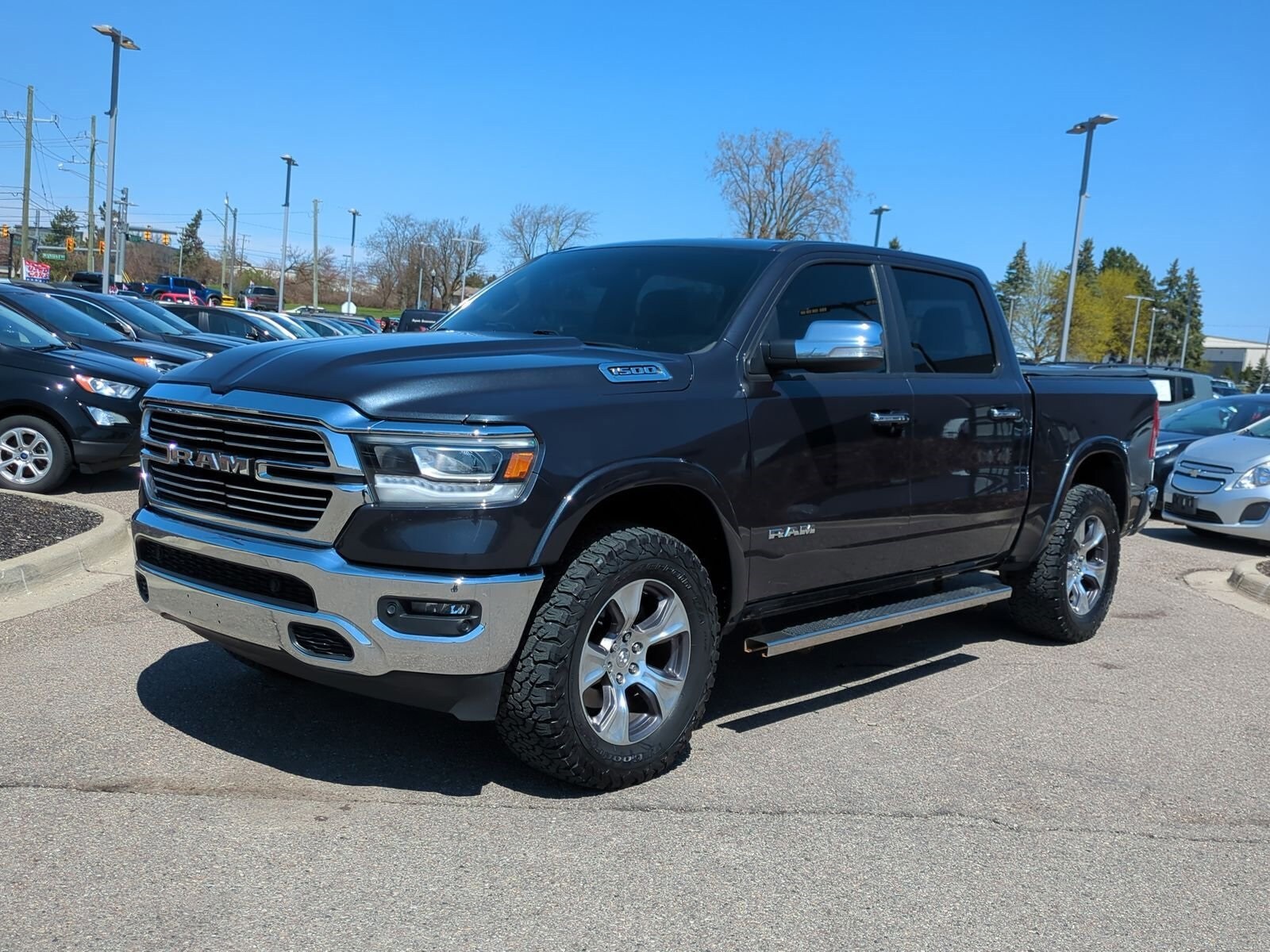 2019 Ram 1500 Laramie photo 4
