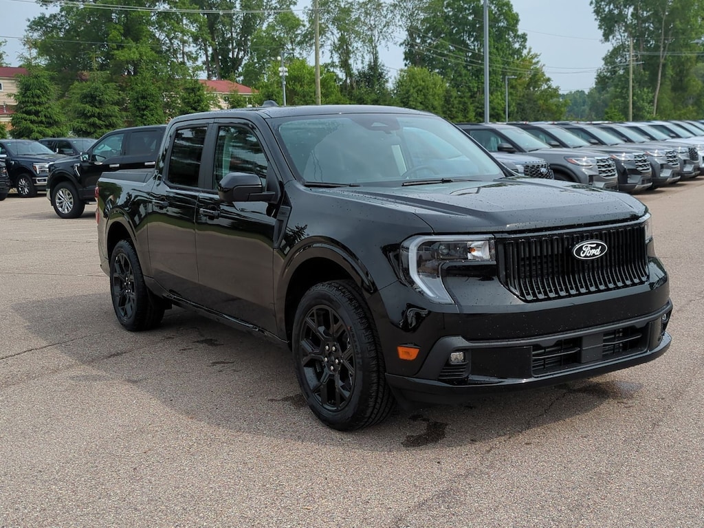 New 2025 Ford Maverick Lobo Standard Truck