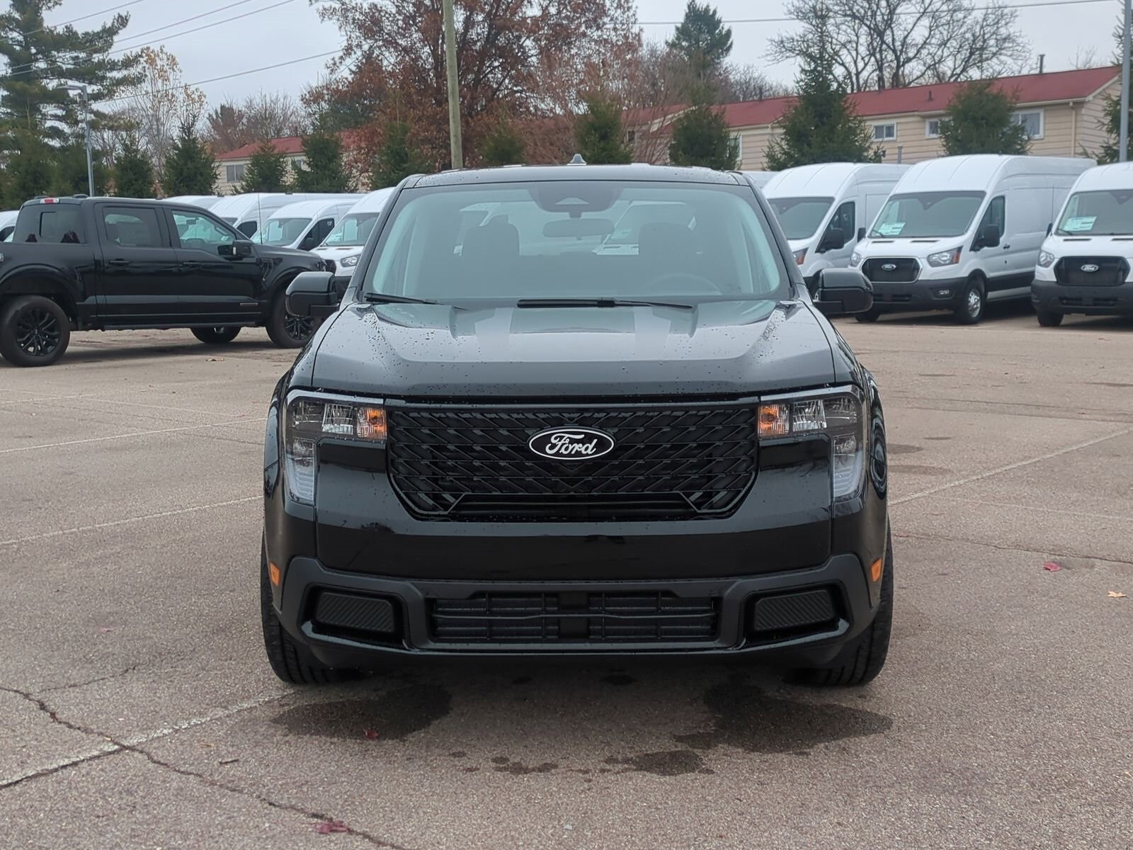 2025 Ford Maverick XLT photo 2