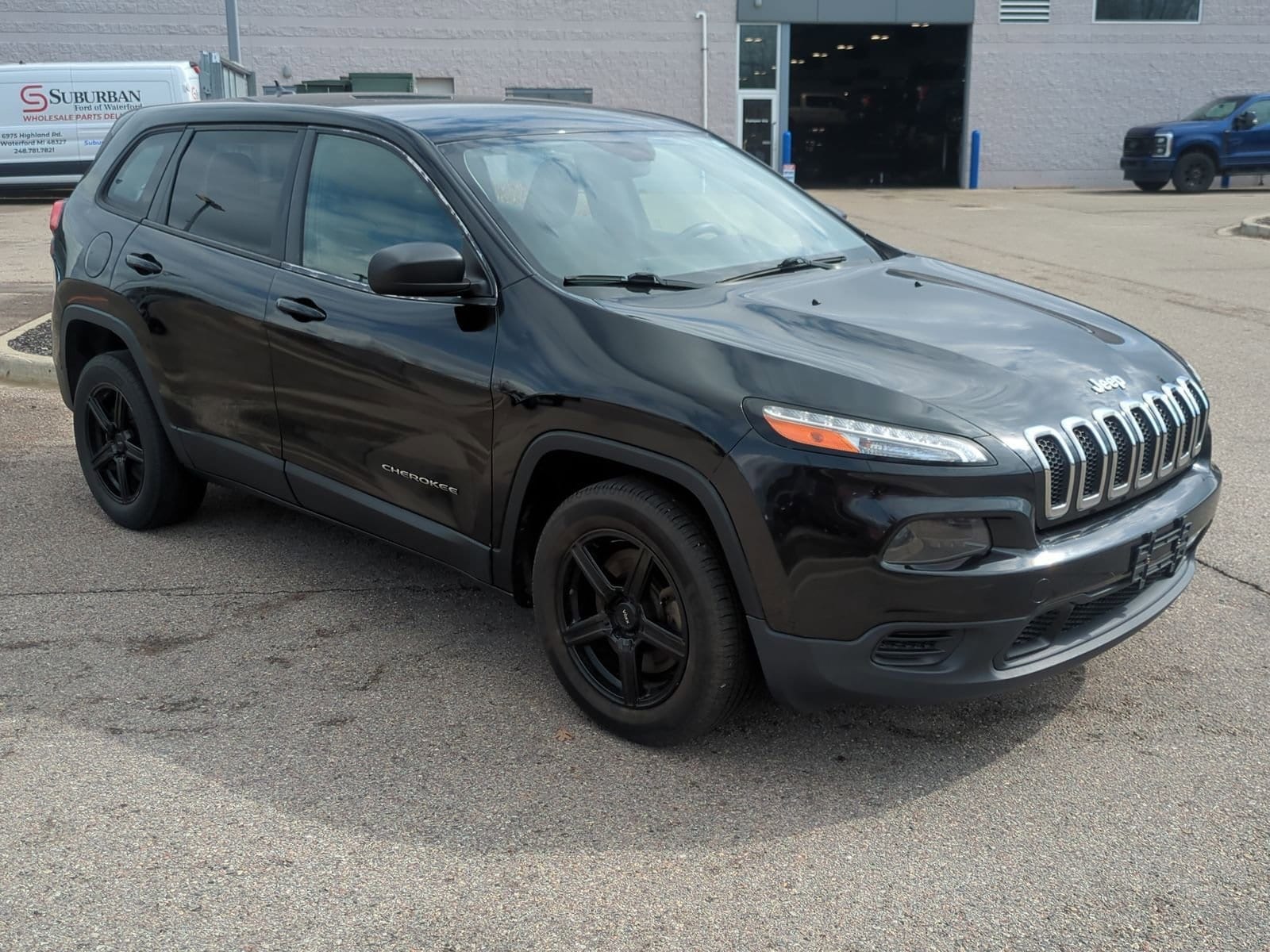 Used 2014 Jeep Cherokee Sport with VIN 1C4PJLAB5EW149344 for sale in Waterford Township, MI