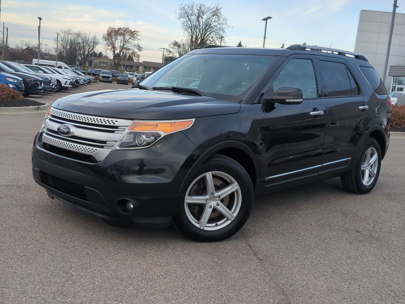 2015 Ford Explorer XLT's photo