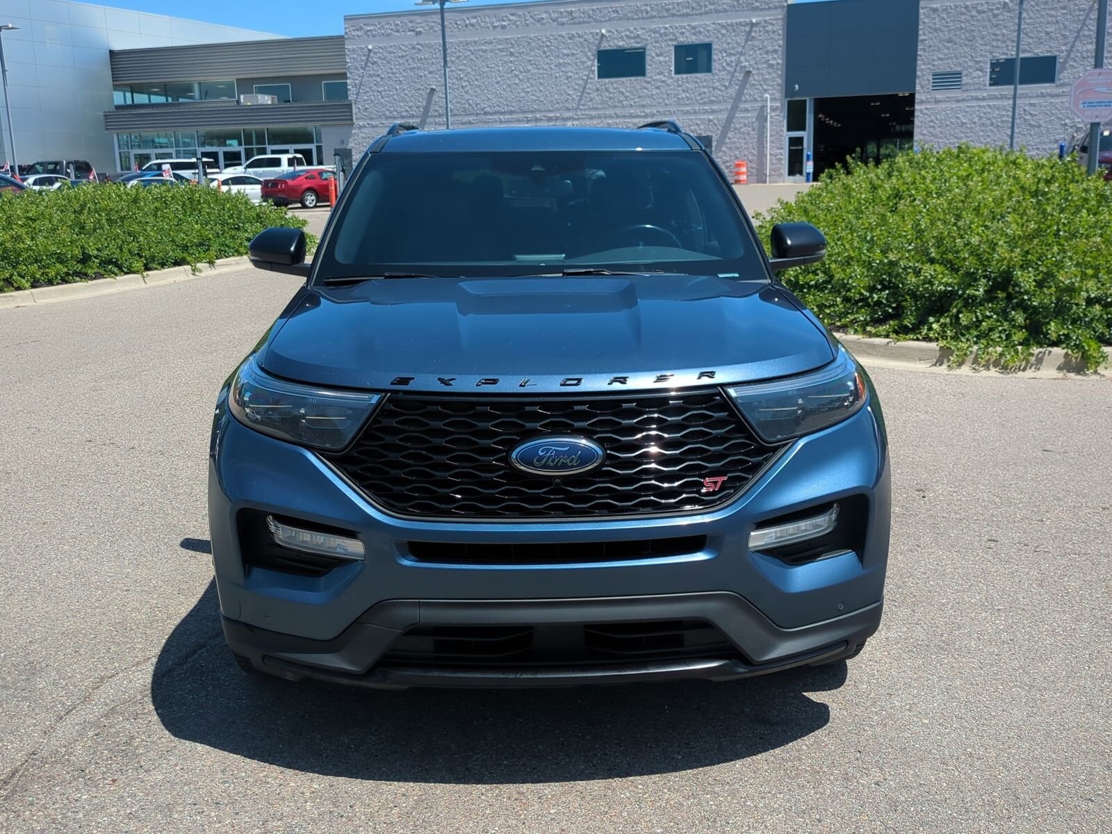 2020 Ford Explorer ST photo 2