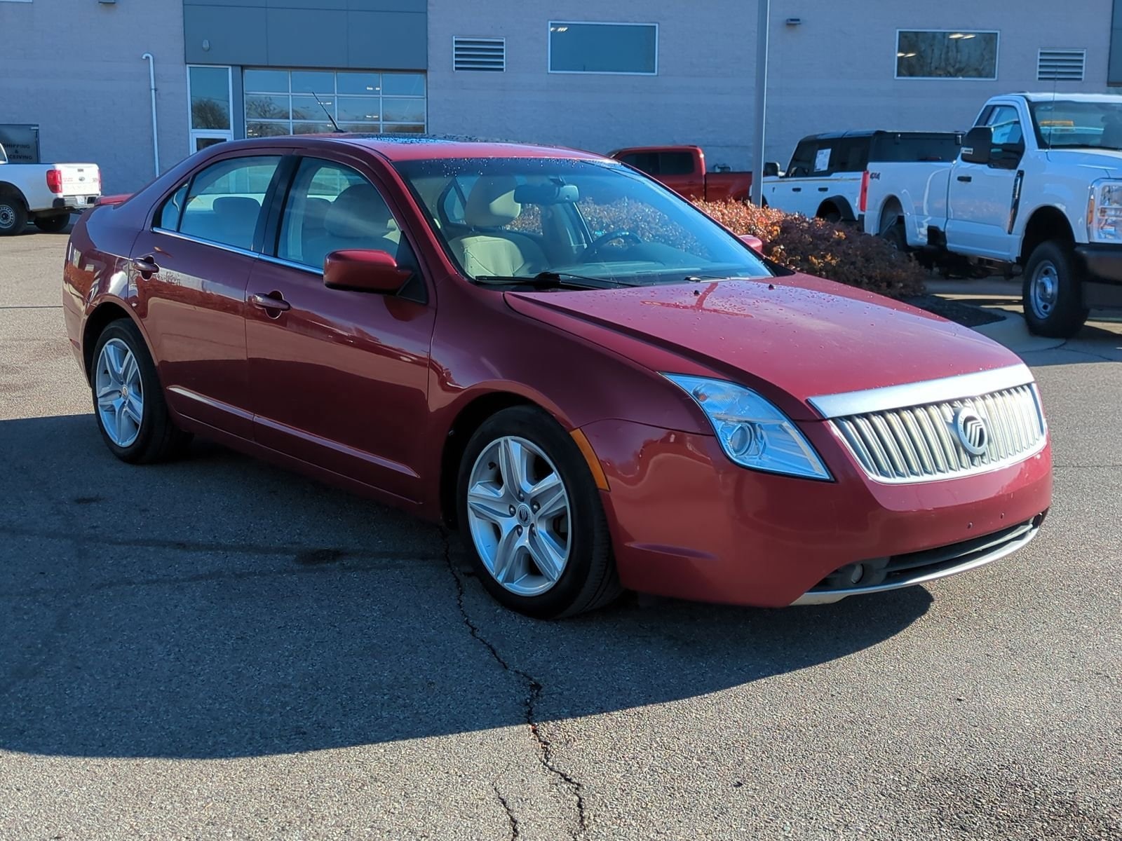 Used 2010 Mercury Milan Base with VIN 3MEHM0HA5AR625885 for sale in Waterford Township, MI