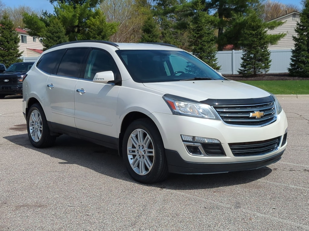 Used 2015 Chevrolet Traverse LT SUV
