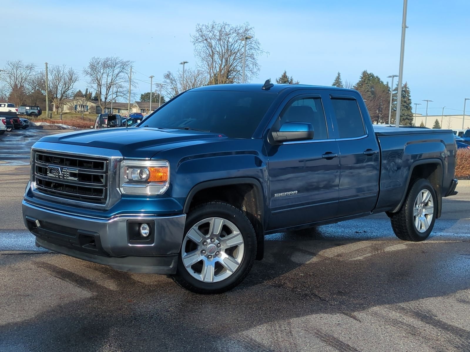 2015 GMC Sierra 1500 SLE's photo