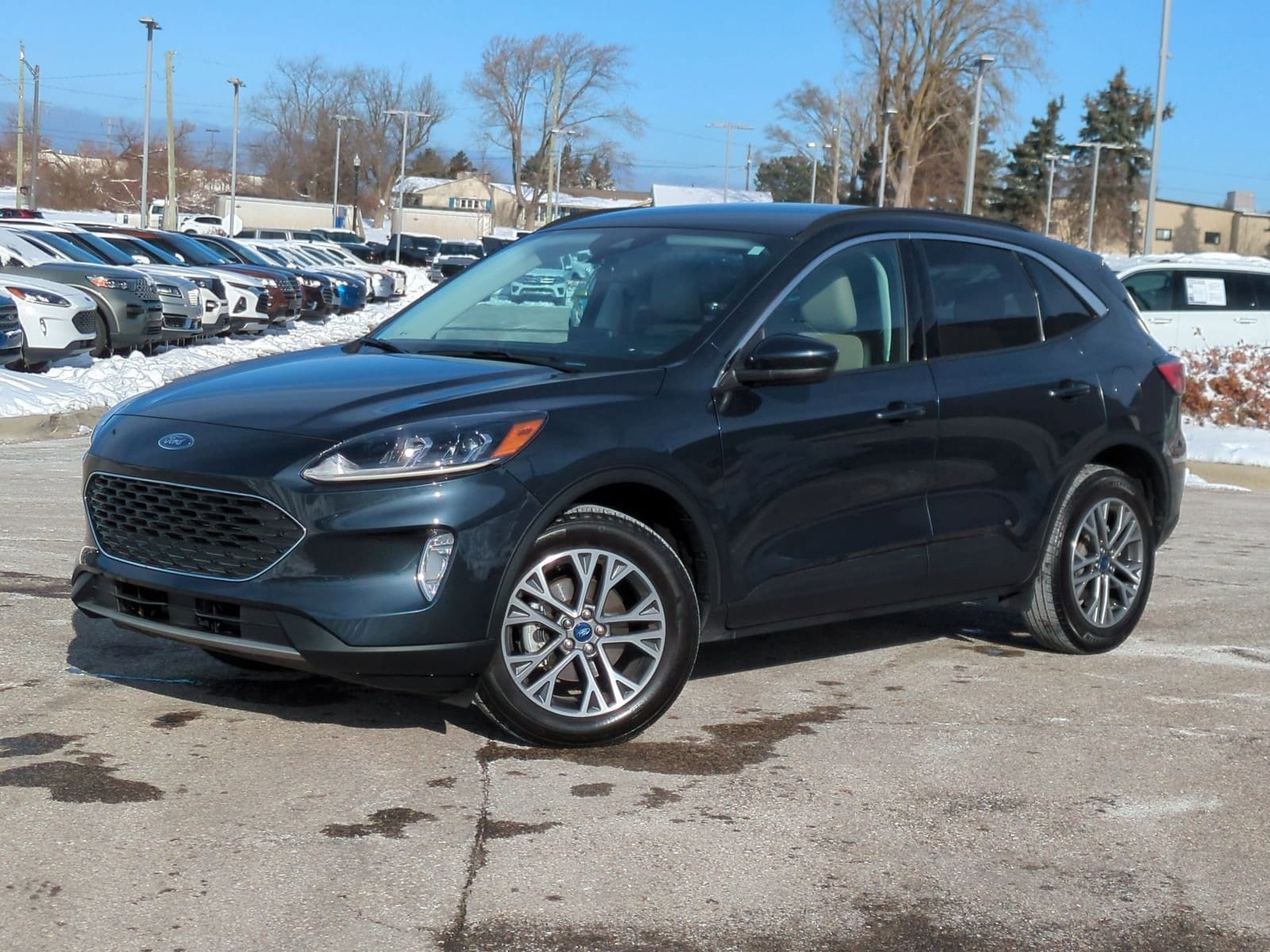 2022 Ford Escape SEL's photo