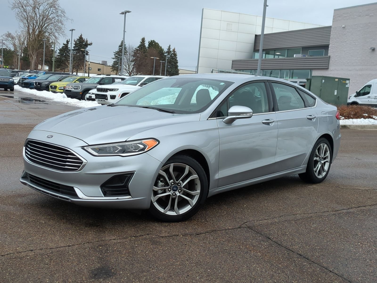 2020 Ford Fusion SEL's photo