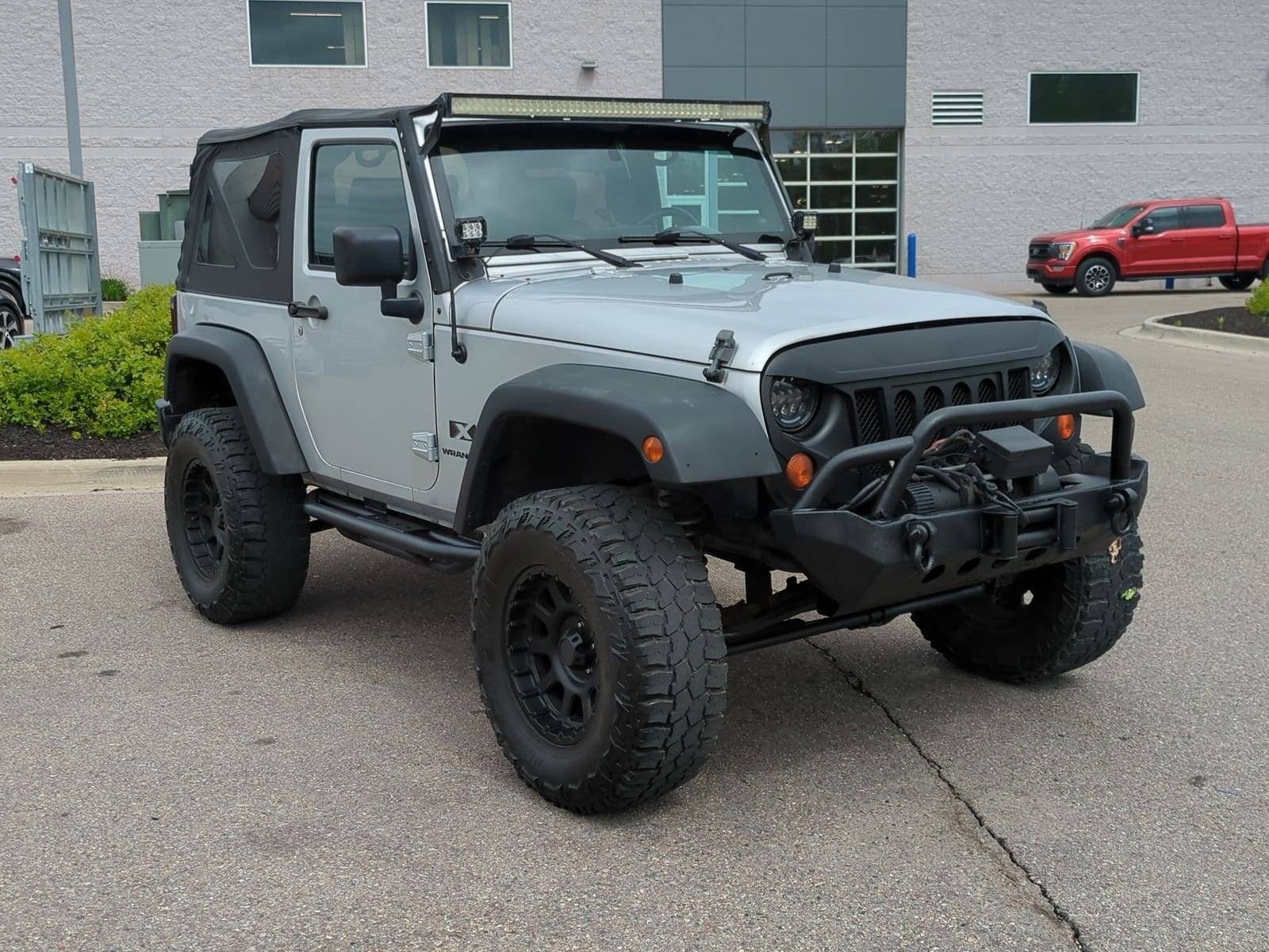 Used 2007 Jeep Wrangler X with VIN 1J4FA24127L219468 for sale in Waterford, MI