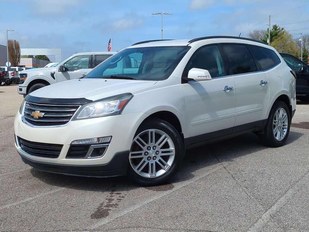 Used 2015 Chevrolet Traverse LT SUV