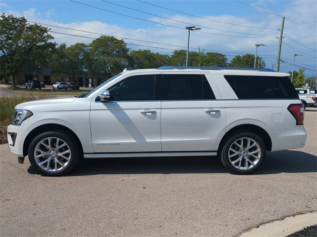 Used 2019 Ford Expedition Platinum with VIN 1FMJK1MT4KEA70417 for sale in Waterford, MI