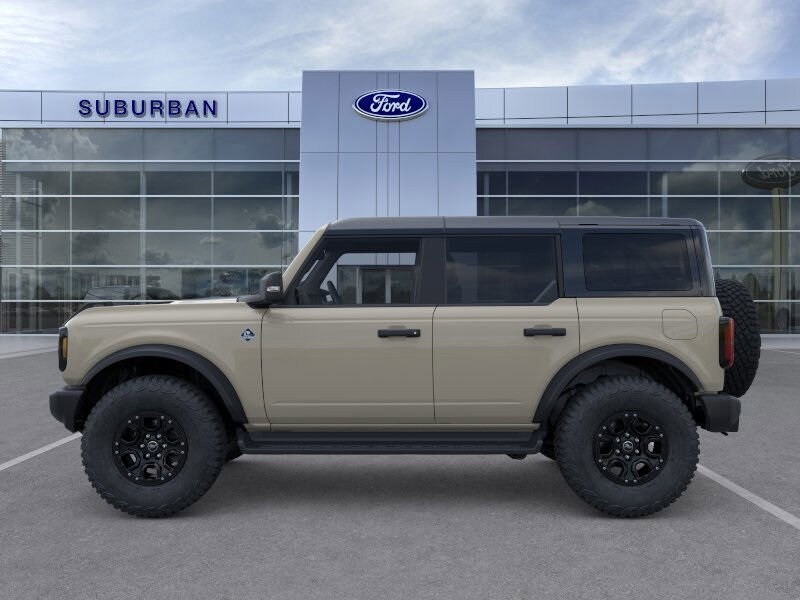 2025 Ford Bronco Outer Banks photo 2