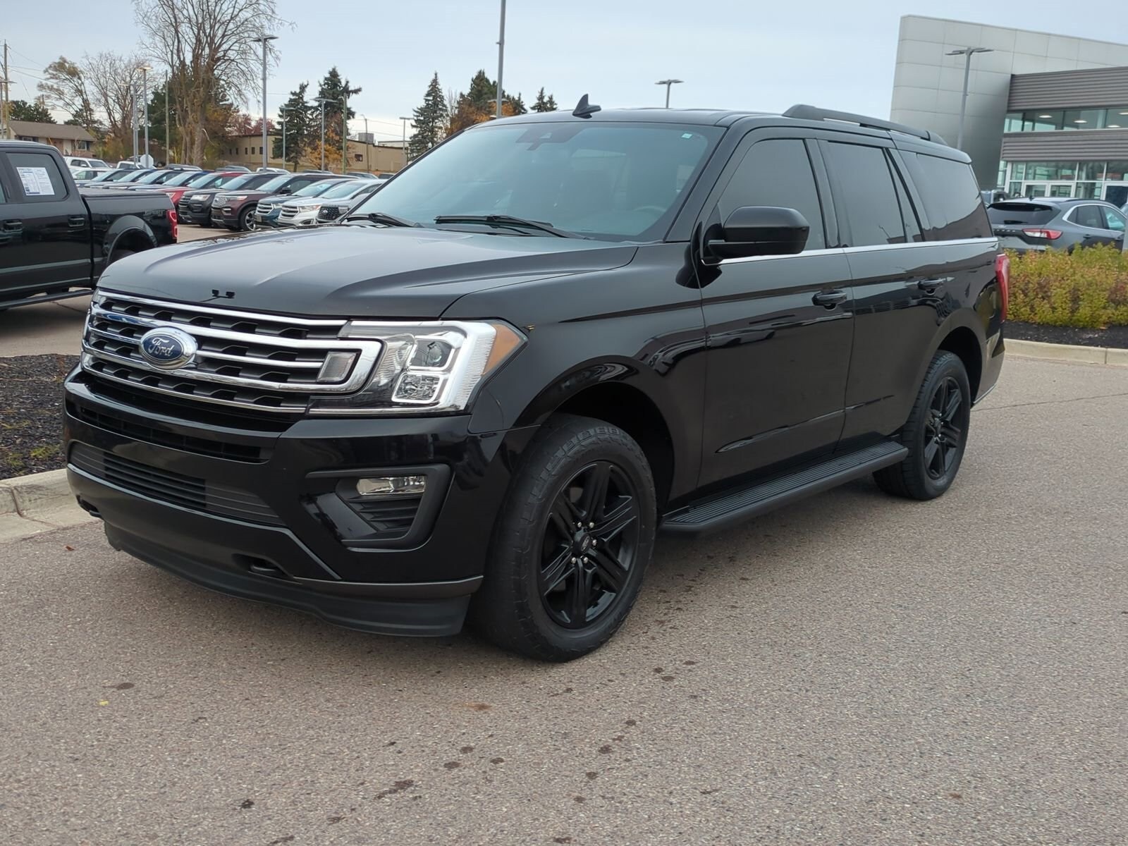2021 Ford Expedition XLT photo 4