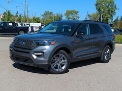 2022 Ford Explorer XLT SUV in Waterford, MI