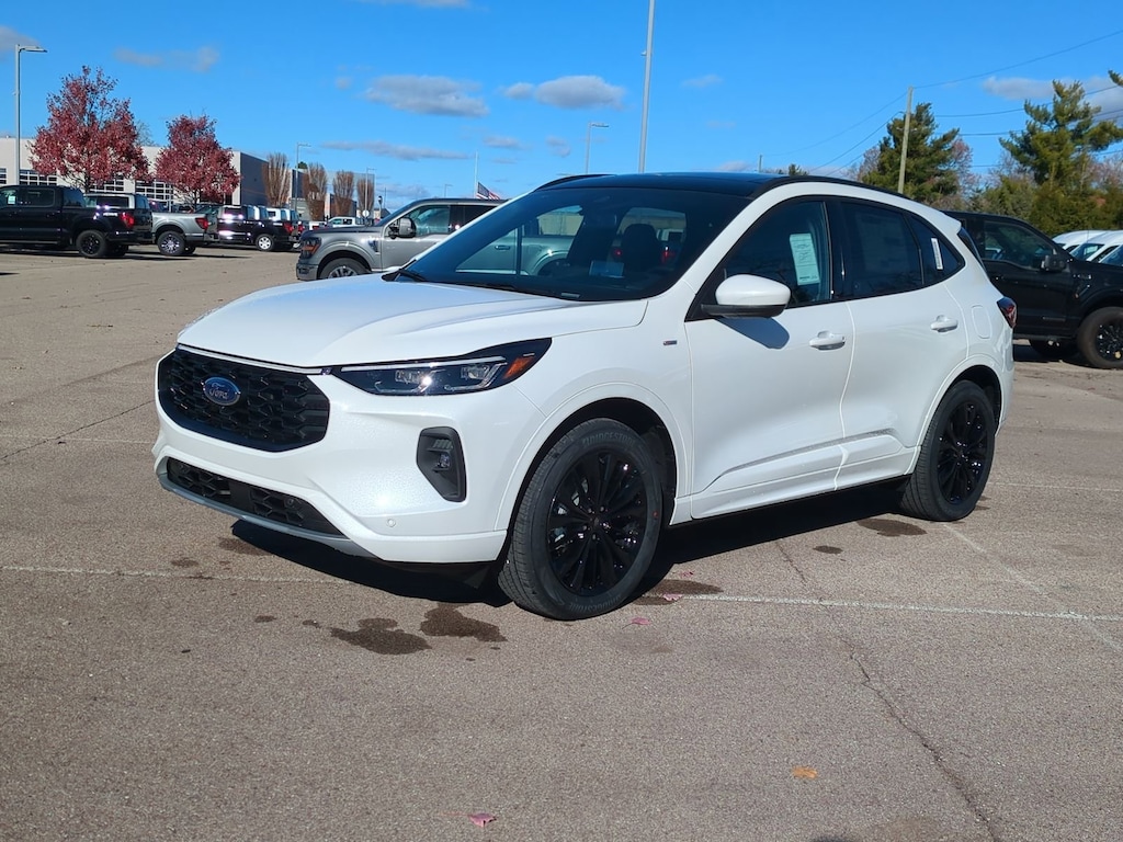 New 2026 Ford Escape Hybrid ST-Line Elite SUV