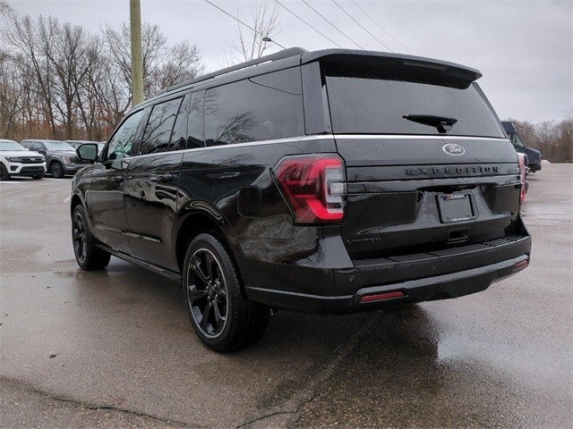 2024 Ford Expedition MAX Limited photo 3