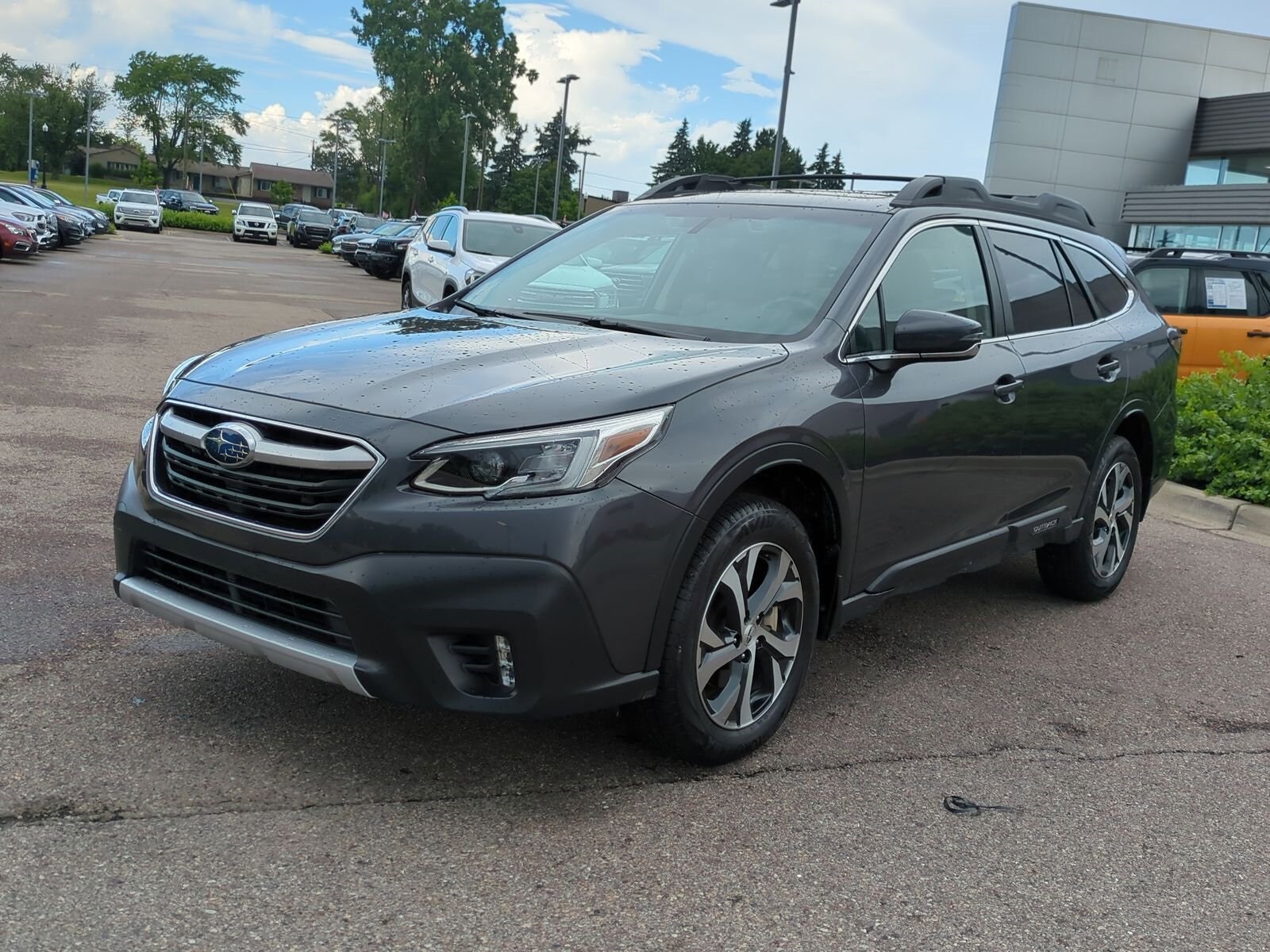 2022 Subaru Outback Limited XT photo 4