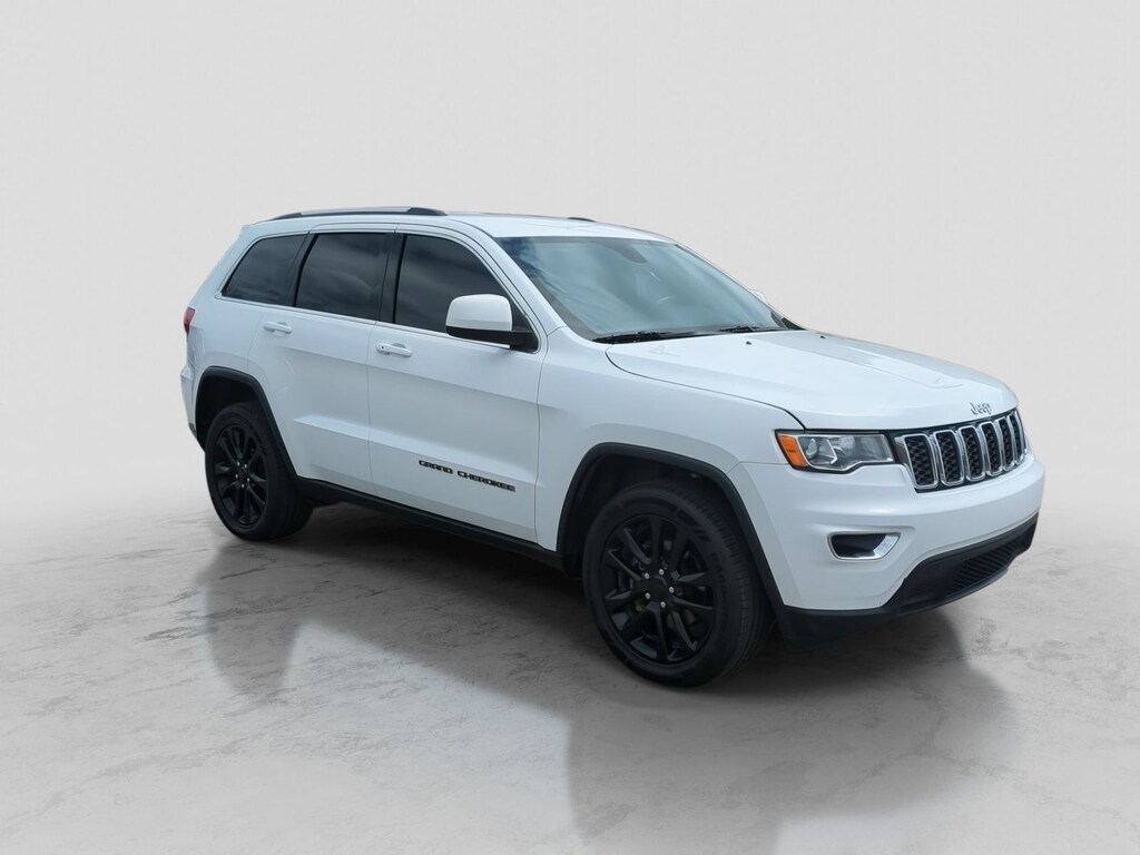 Used 2018 Jeep Grand Cherokee Laredo E SUV