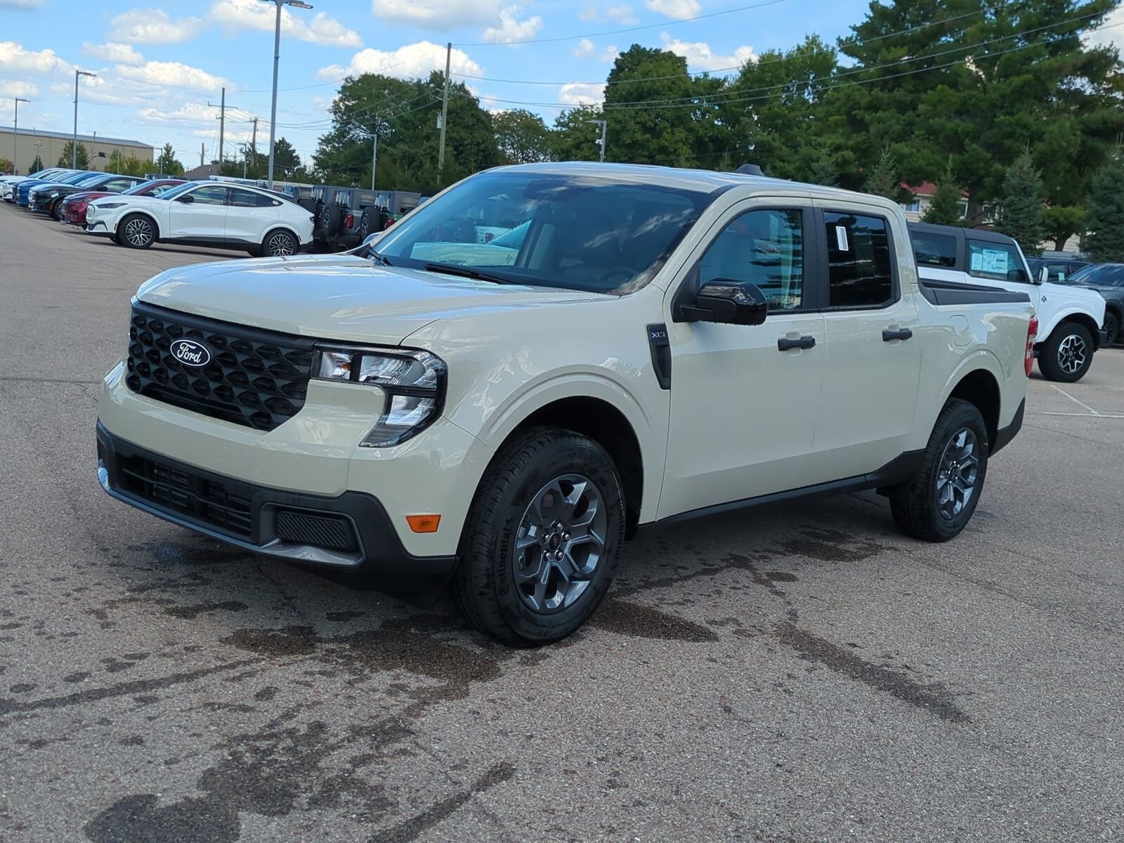 2025 Ford Maverick XLT photo 4