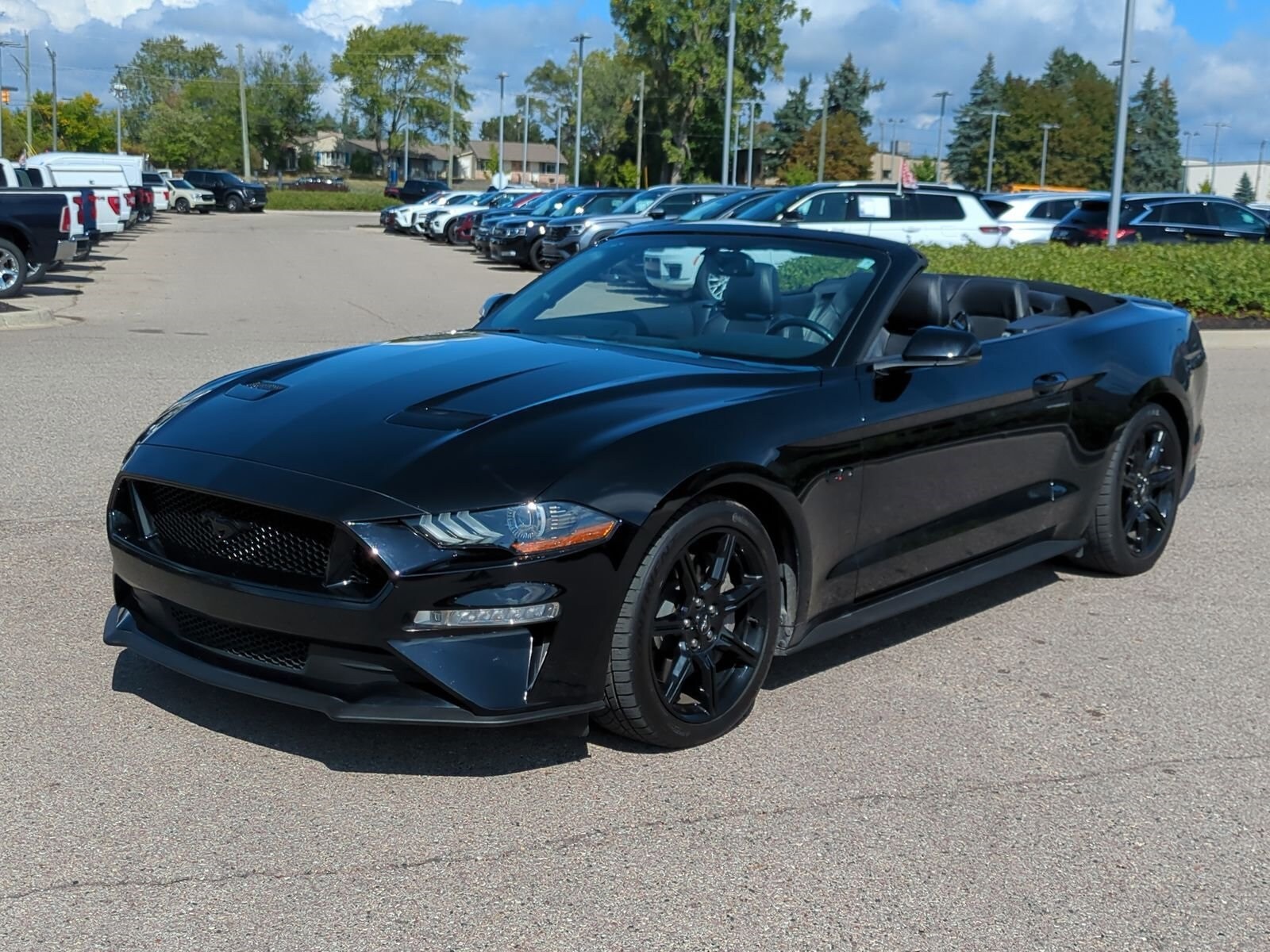 2018 Ford Mustang GT Premium Convertible photo 4