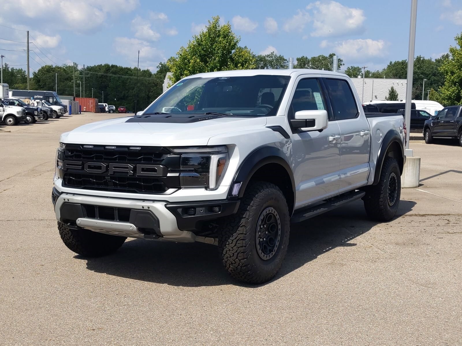 2025 Ford F-150 Raptor photo 4