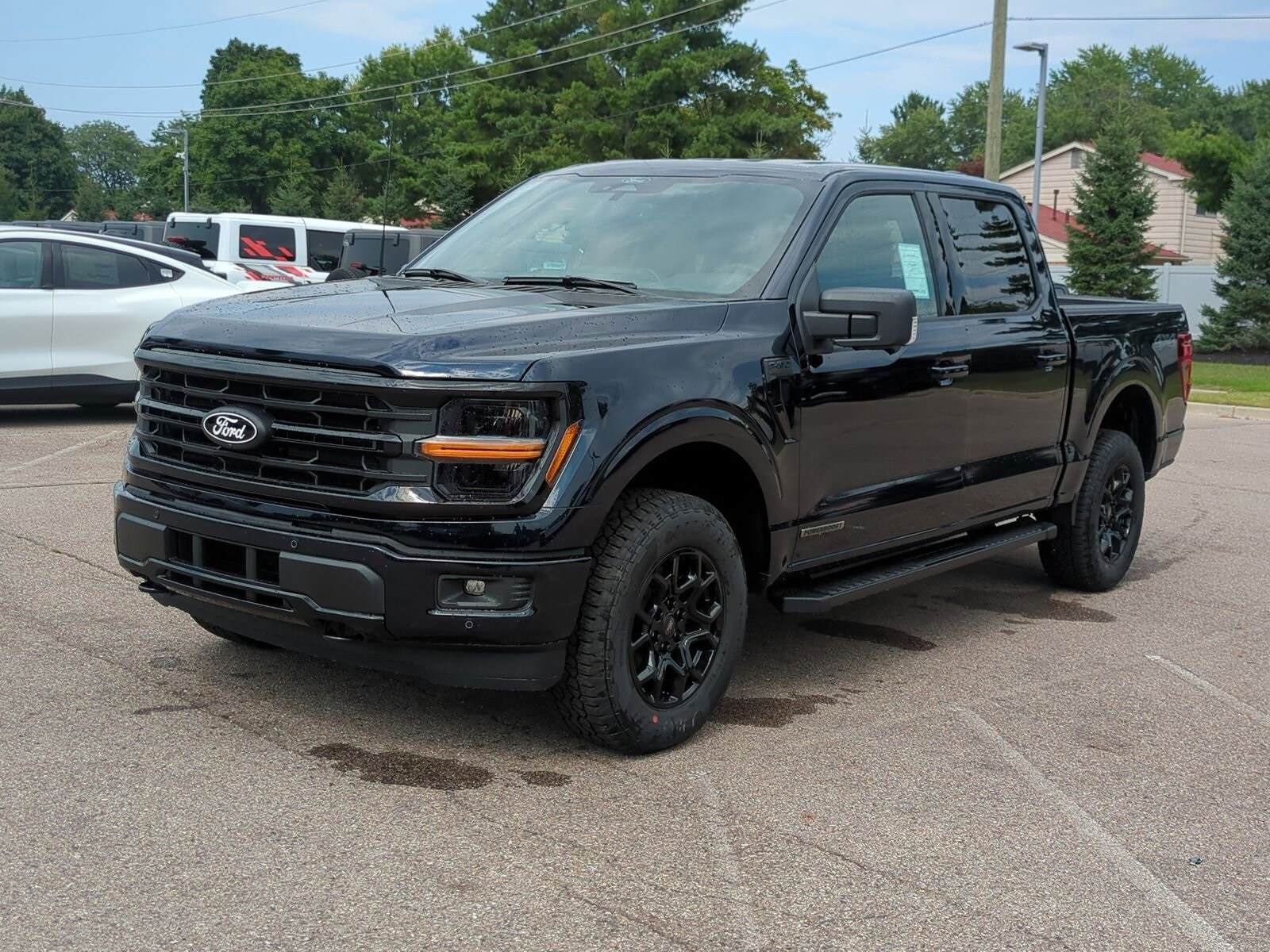 2025 Ford F-150 XLT photo 4