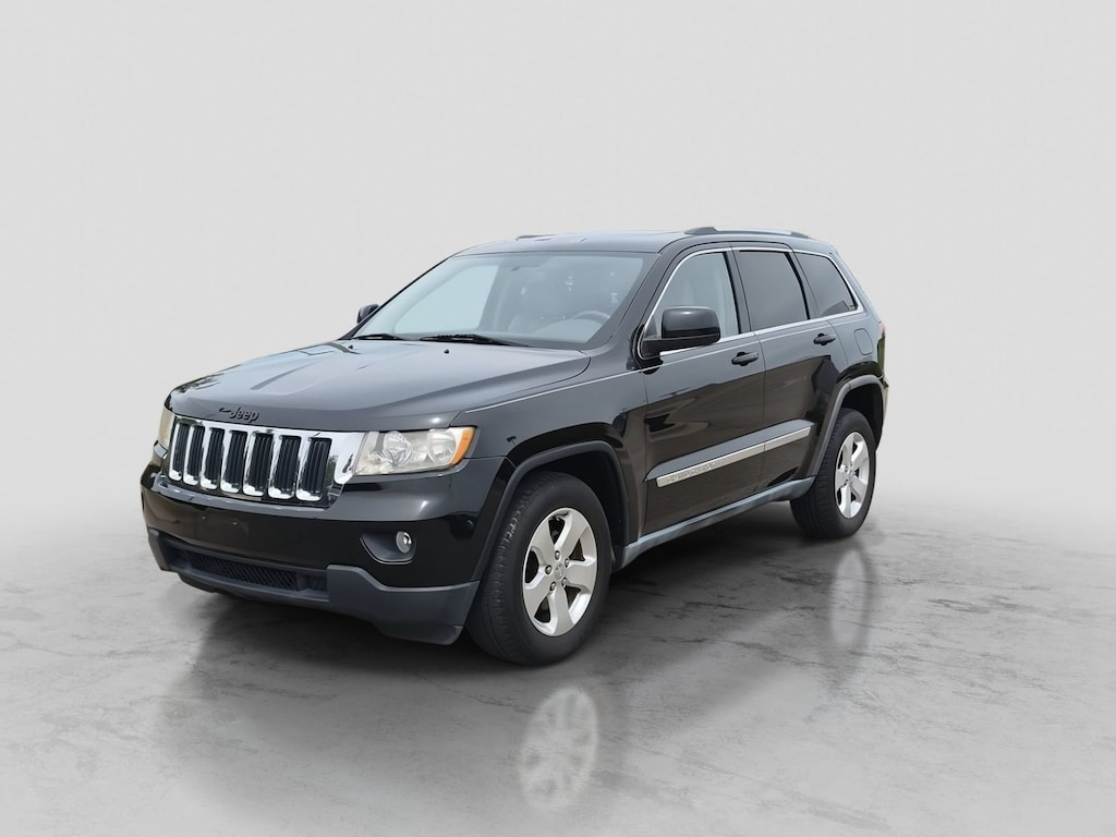 Used 2011 Jeep Grand Cherokee Laredo SUV