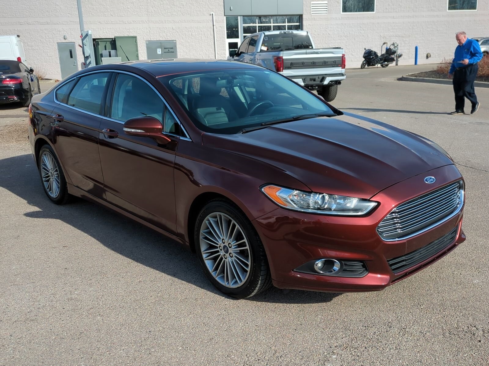 Used 2015 Ford Fusion SE with VIN 3FA6P0HD7FR198085 for sale in Waterford, MI