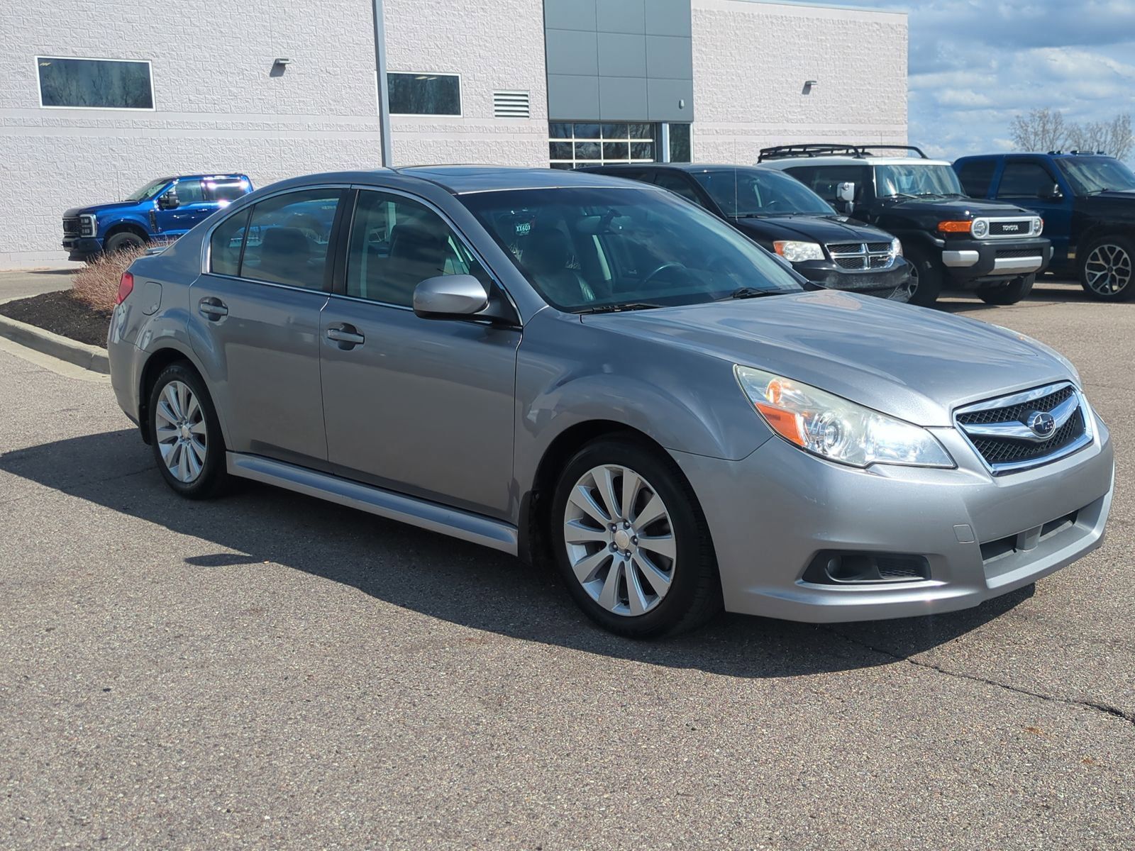 Used 2010 Subaru Legacy 3.6R Limited with VIN 4S3BMEK63A2218886 for sale in Waterford Township, MI