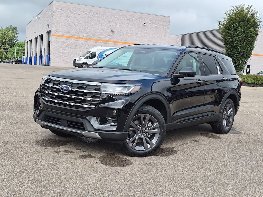 New 2026 Ford Explorer Active SUV