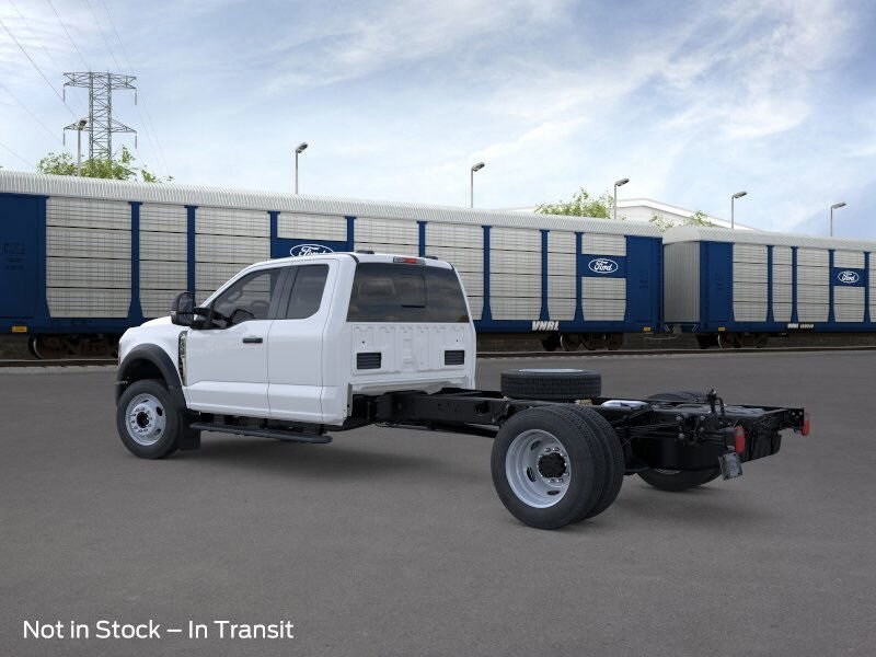 2026 Ford F-450 photo 2