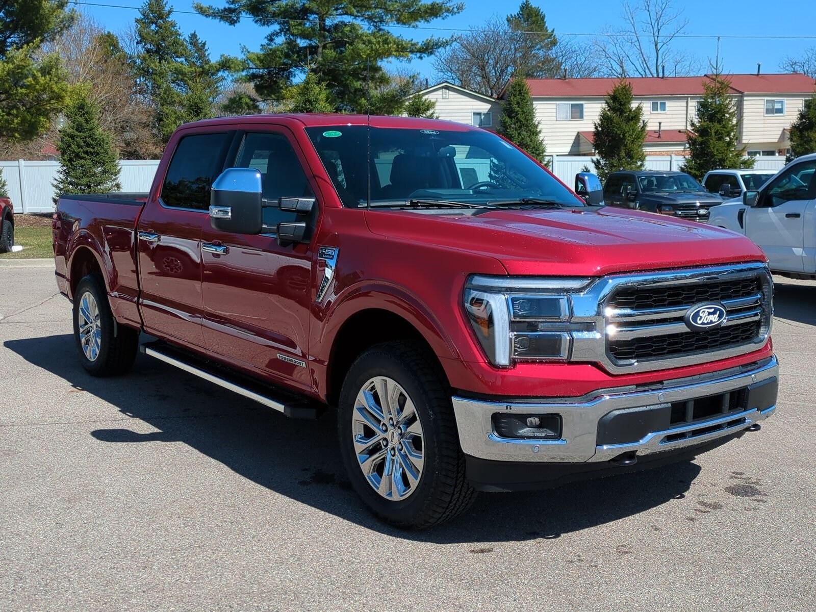 2025 Ford F-150 Lariat photo 2