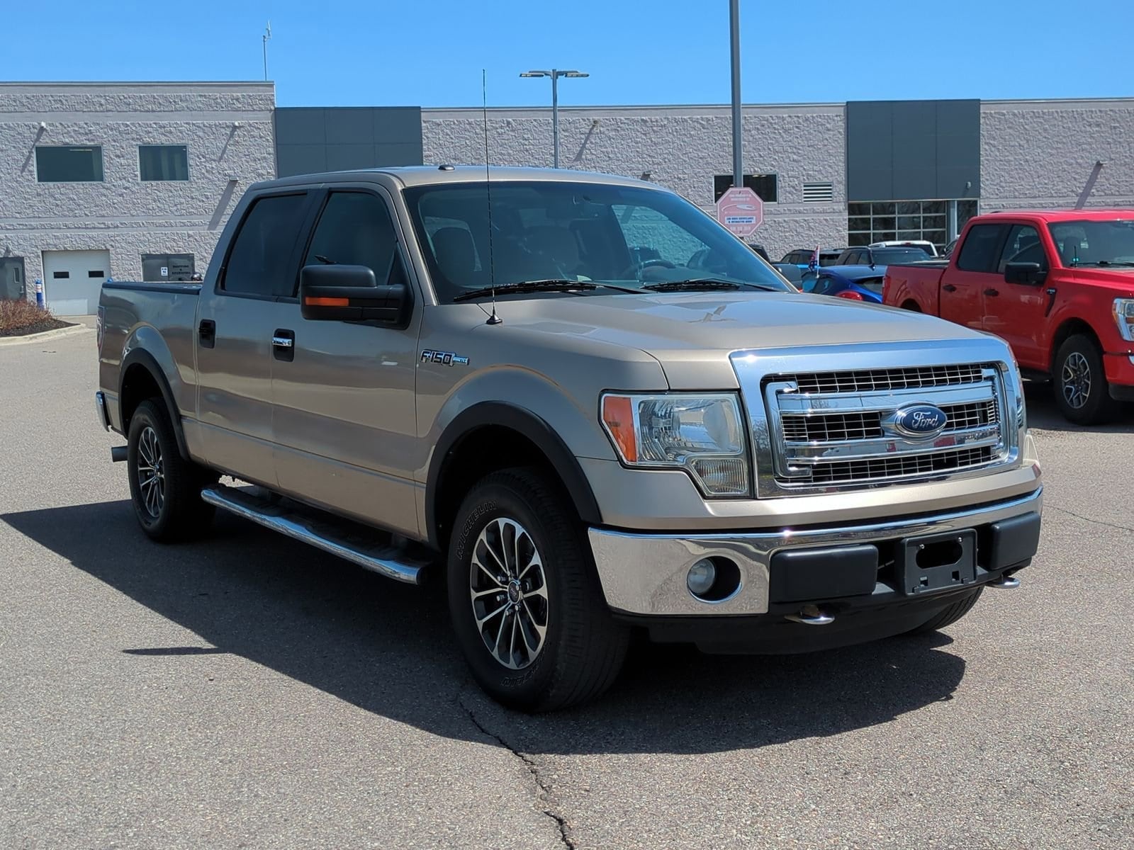 Used 2013 Ford F-150 XLT with VIN 1FTFW1EF2DFA95269 for sale in Waterford, MI