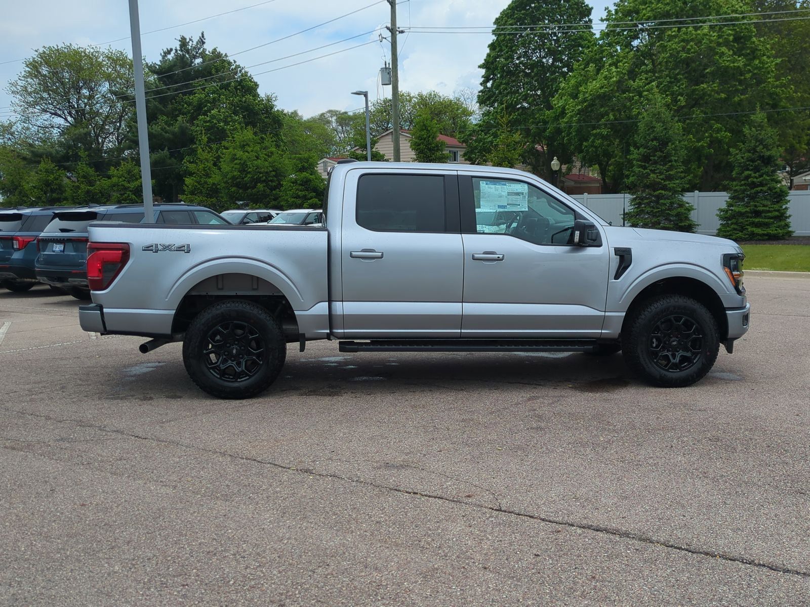 2026 Ford F-150 XLT - Photo 9